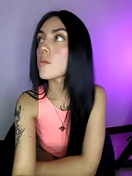 Snapshot of Mazikeen-- chatting on November 27, 2025, 10:10 pm Mazikeen-- online show from November 27, 2025, 10:10 pm