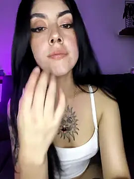 Snapshot of Mazikeen-- chatting on November 22, 2025, 11:47 pm Mazikeen-- online show from November 22, 2025, 11:47 pm