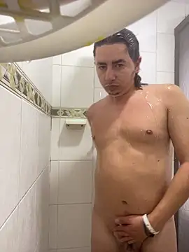 Snapshot of DanielGomez9 chatting on October 29, 2025, 12:59 pm DanielGomez9 online show from October 29, 2025, 12:59 pm