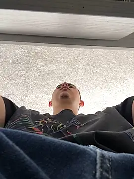 Snapshot of DanielGomez9 chatting on February 3, 2025, 4:31 pm DanielGomez9 online show from February 3, 2025, 4:31 pm