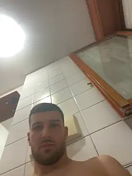 Snapshot of davide__05 chatting on July 21, 2026, 8:54 pm davide 05 online show from July 21, 2026, 8:54 pm