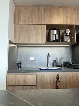 Eva Gonzalez online show from October 26, 2025, 1:44 pm