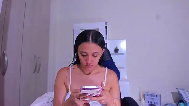 Snapshot of anny_vittar chatting on March 4, 2025, 10:49 pm anny vittar online show from March 4, 2025, 10:49 pm