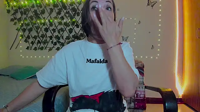 Lady breaks hearts online show from October 1, 2025, 11:25 am