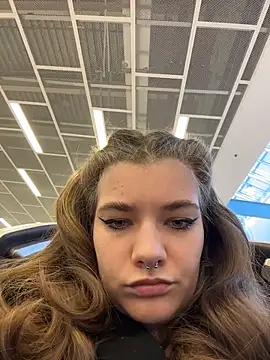 Holy Tereza online show from April 18, 2026, 3:47 pm