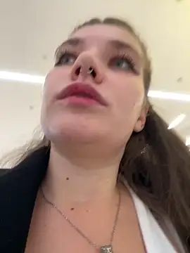 Holy Tereza online show from October 8, 2025, 3:46 pm