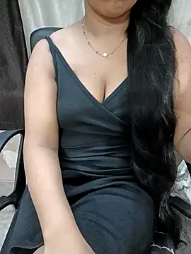 Snapshot of Disha_33 chatting on October 29, 2025, 1:37 am Disha 33 online show from October 29, 2025, 1:37 am