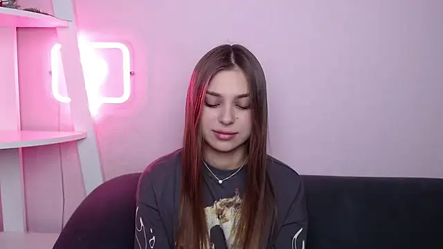 MilanaAngelAs online show from February 16, 2026, 8:40 pm