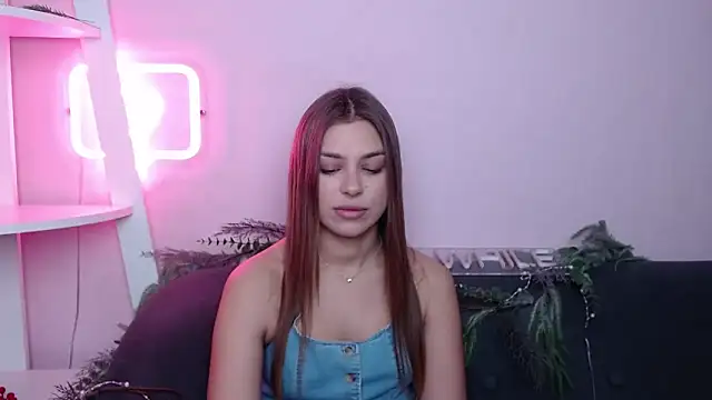 MilanaAngelAs online show from February 9, 2026, 6:00 am