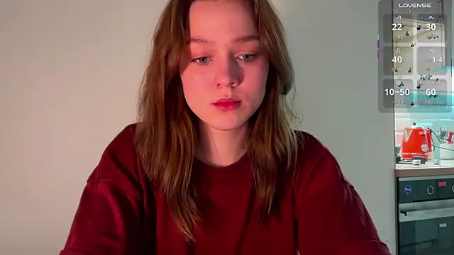 Addelin Moon online show from October 17, 2025, 4:42 pm