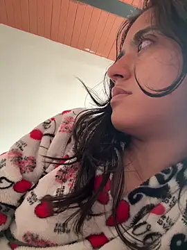 ViolettaSummer online show from March 4, 2026, 7:43 pm