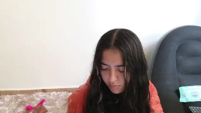 Snapshot of ViolettaSummer chatting on March 20, 2025, 12:00 pm ViolettaSummer online show from March 20, 2025, 12:00 pm