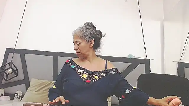 Snapshot of chanel_grant chatting on November 4, 2025, 9:07 pm chanel grant online show from November 4, 2025, 9:07 pm