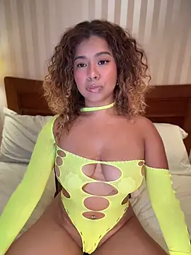 Snapshot of LEONCITA_ chatting on June 30, 2026, 7:58 pm LEONCITA online show from June 30, 2026, 7:58 pm