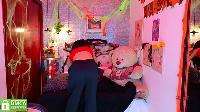 REDHOTTER  online show from October 21, 2025, 8:19 pm