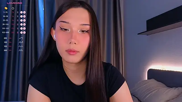 Snapshot of Kaia_Sunshine_Mia chatting on July 29, 2026, 10:03 am Kaia Sunshine Mia online show from July 29, 2026, 10:03 am