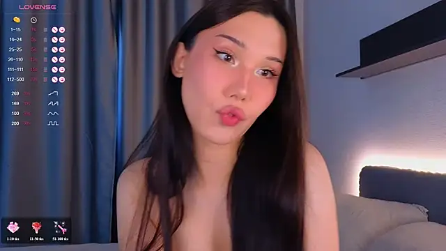 Snapshot of Kaia_Sunshine_Mia chatting on July 25, 2026, 11:05 am Kaia Sunshine Mia online show from July 25, 2026, 11:05 am