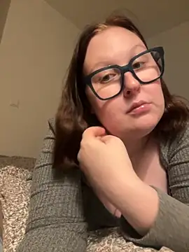 Snapshot of Misssmilf chatting on December 5, 2025, 2:26 pm Misssmilf online show from December 5, 2025, 2:26 pm