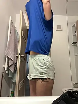 AllysonK online show from March 2, 2026, 10:44 am