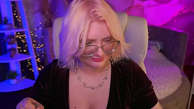 CoolTatis online show from March 27, 2026, 7:06 am