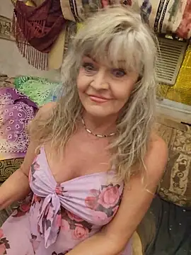 Snapshot of annika_lately chatting on June 28, 2026, 5:30 pm annika lately online show from June 28, 2026, 5:30 pm