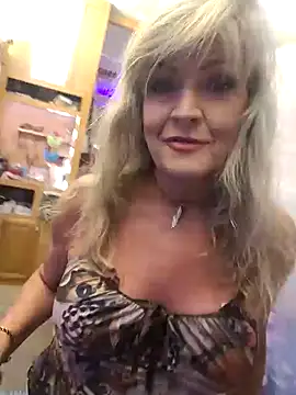 annika lately online show from May 14, 2026, 6:05 pm