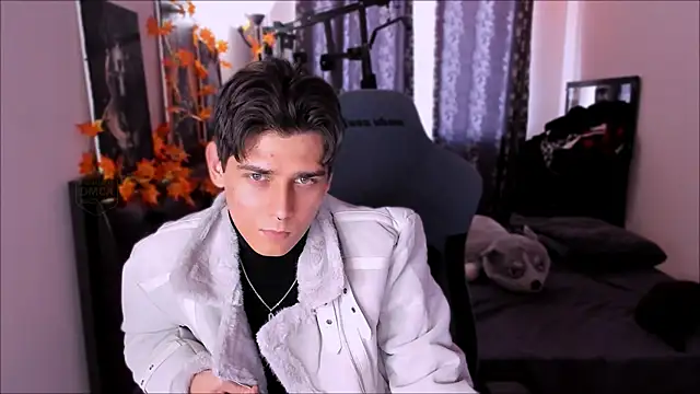 Snapshot of Foxicfu chatting on November 26, 2025, 9:09 am Foxicfu online show from November 26, 2025, 9:09 am