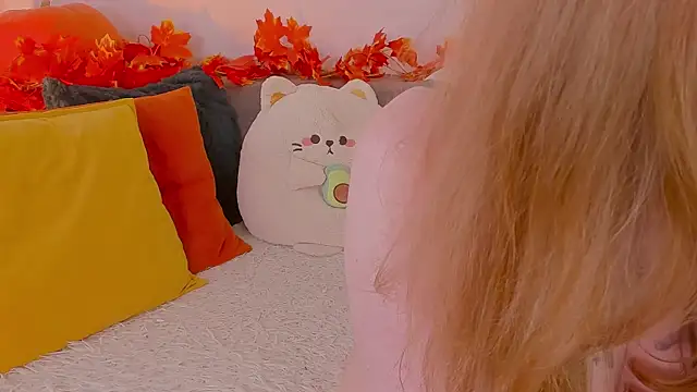 Snapshot of Tori_the_witch chatting on December 1, 2025, 6:58 am Tori the witch online show from December 1, 2025, 6:58 am