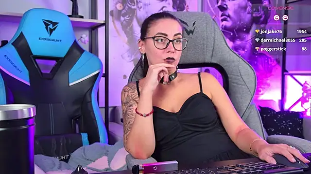 Snapshot of RitaSonnet chatting on September 21, 2025, 2:44 pm RitaSonnet online show from September 21, 2025, 2:44 pm