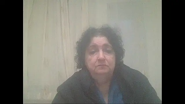 Snapshot of maturekorine chatting on December 3, 2025, 2:49 pm maturekorine online show from December 3, 2025, 2:49 pm