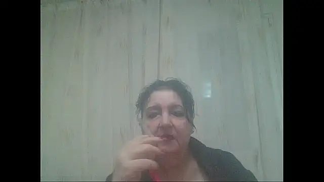 Snapshot of maturekorine chatting on January 14, 2026, 8:01 pm maturekorine online show from January 14, 2026, 8:01 pm