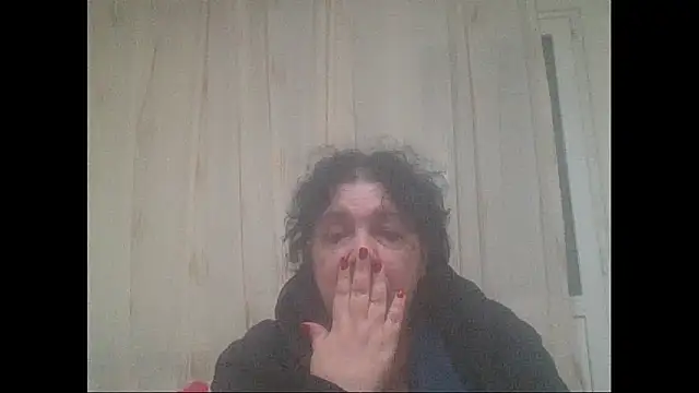 Snapshot of maturekorine chatting on November 17, 2025, 11:09 pm maturekorine online show from November 17, 2025, 11:09 pm