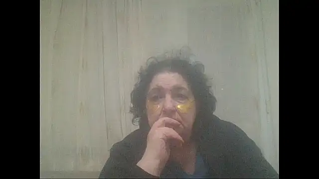 Snapshot of maturekorine chatting on November 26, 2025, 6:30 pm maturekorine online show from November 26, 2025, 6:30 pm