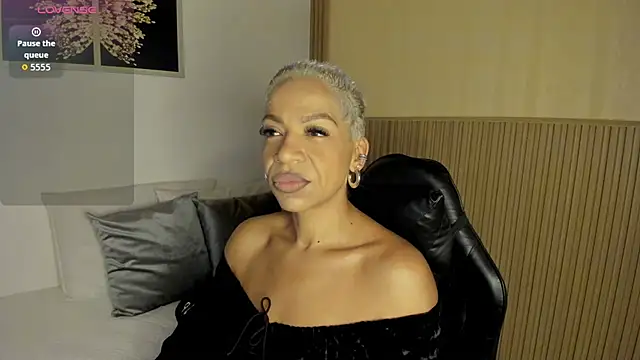 summer night  online show from February 7, 2026, 11:51 am