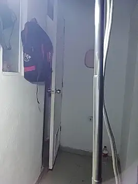 KarameloVzla online show from February 27, 2026, 1:50 am