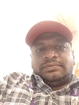 Snapshot of ITGuyhyd chatting on November 28, 2025, 11:32 am ITGuyhyd online show from November 28, 2025, 11:32 am