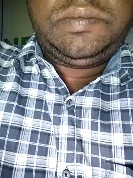 Snapshot of ITGuyhyd chatting on November 19, 2025, 4:18 pm ITGuyhyd online show from November 19, 2025, 4:18 pm