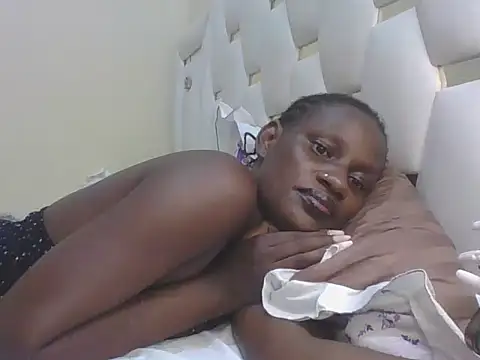 Snapshot of hairy_pussy4 chatting on February 24, 2026, 5:08 am hairy pussy4 online show from February 24, 2026, 5:08 am