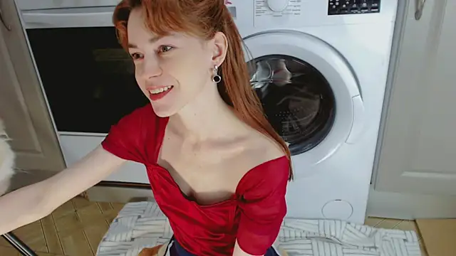 Snapshot of Amina_Barbarian chatting on September 12, 2025, 5:13 pm Amina Barbarian online show from September 12, 2025, 5:13 pm