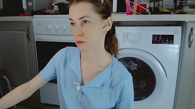 Snapshot of Amina_Barbarian chatting on November 23, 2025, 4:50 pm Amina Barbarian online show from November 23, 2025, 4:50 pm