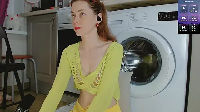 Snapshot of Amina_Barbarian chatting on September 29, 2025, 4:56 pm Amina Barbarian online show from September 29, 2025, 4:56 pm