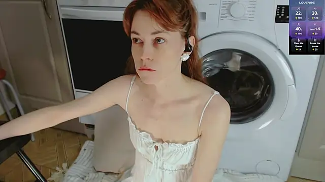 Snapshot of Amina_Barbarian chatting on October 7, 2025, 5:03 pm Amina Barbarian online show from October 7, 2025, 5:03 pm