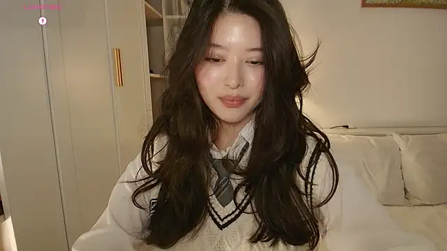 Snapshot of tenderlybaee chatting on December 16, 2025, 4:39 am tenderlybaee online show from December 16, 2025, 4:39 am