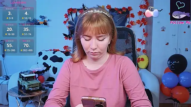 Snapshot of D0nna_ chatting on November 7, 2025, 11:08 pm D0nna online show from November 7, 2025, 11:08 pm