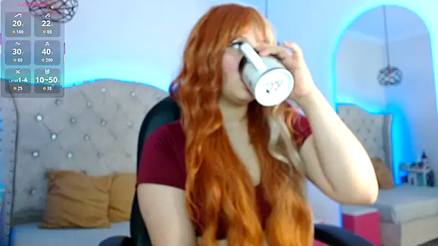 Snapshot of Charlotte_Jones__ chatting on December 15, 2025, 11:38 am Charlotte Jones online show from December 15, 2025, 11:38 am