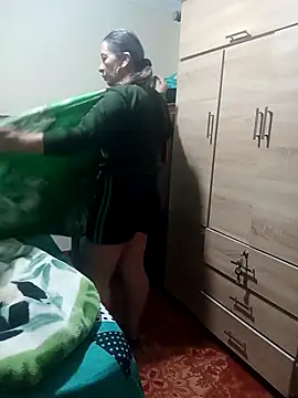 LITLESTAR online show from December 1, 2025, 3:57 pm