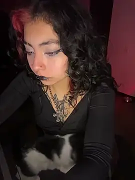 Snapshot of _Gothiccbitch_ chatting on September 9, 2025, 4:33 am  Gothiccbitch  online show from September 9, 2025, 4:33 am