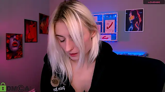 Snapshot of melisa_white1 chatting on January 15, 2026, 8:45 pm melisa white1 online show from January 15, 2026, 8:45 pm