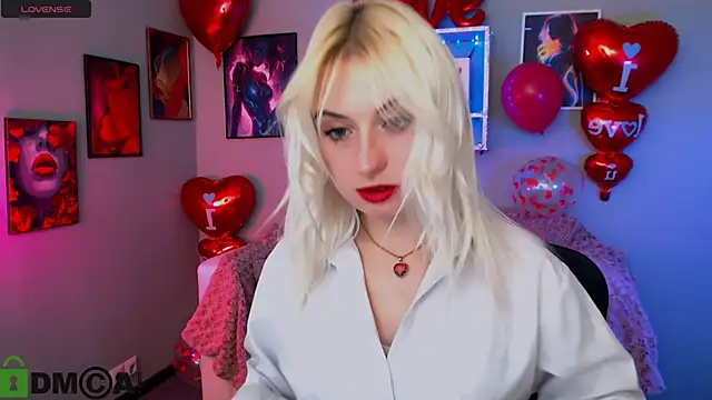 Snapshot of melisa_white1 chatting on February 14, 2026, 8:31 pm melisa white1 online show from February 14, 2026, 8:31 pm