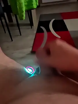 Szeltolo001 online show from March 7, 2026, 3:35 am